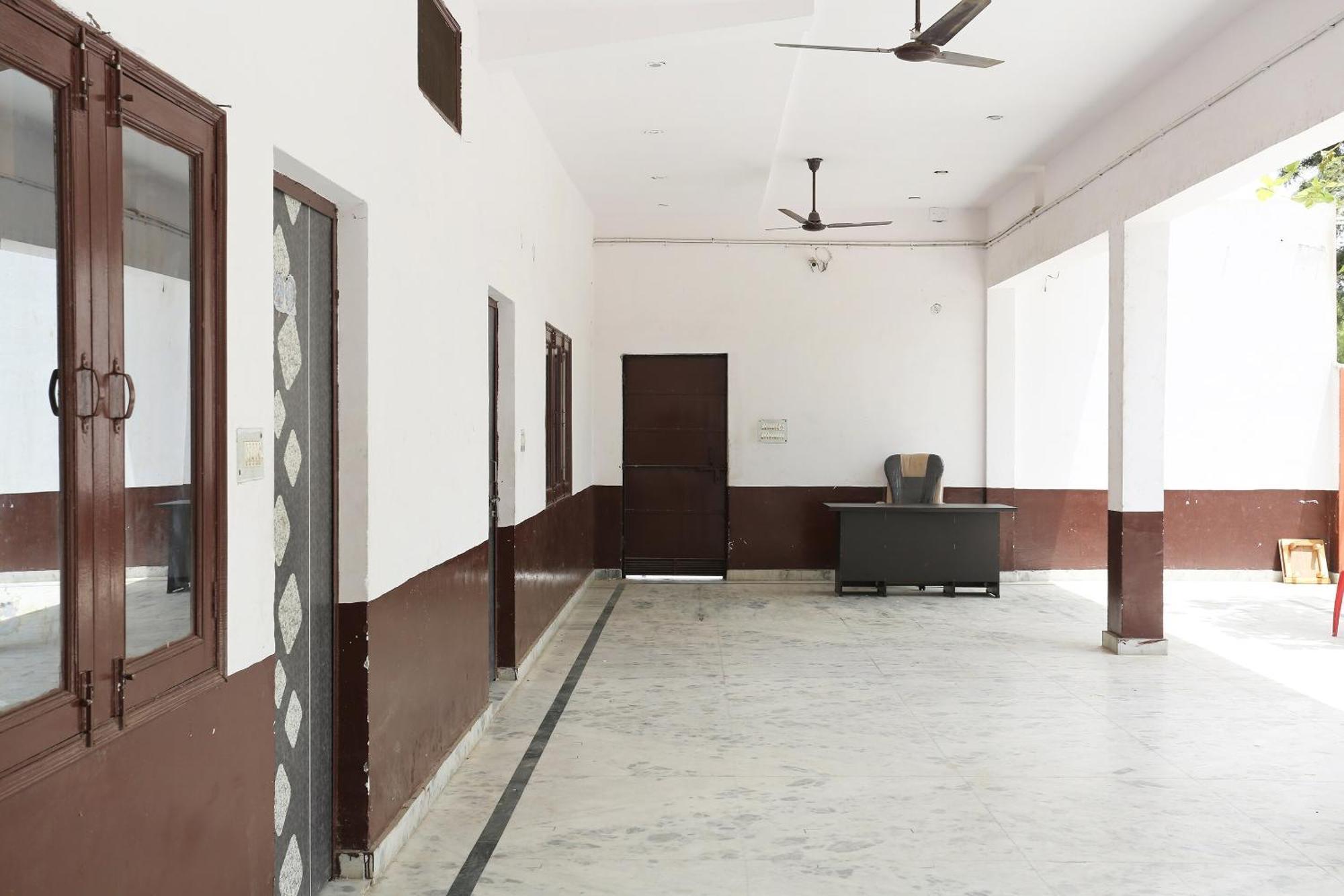 Hotel Spot On Angel Garden à Alīgarh Extérieur photo